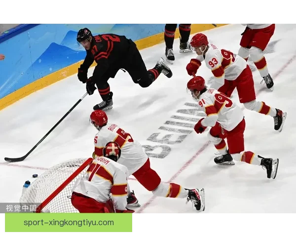 17日速滑男队献上冰上春晚